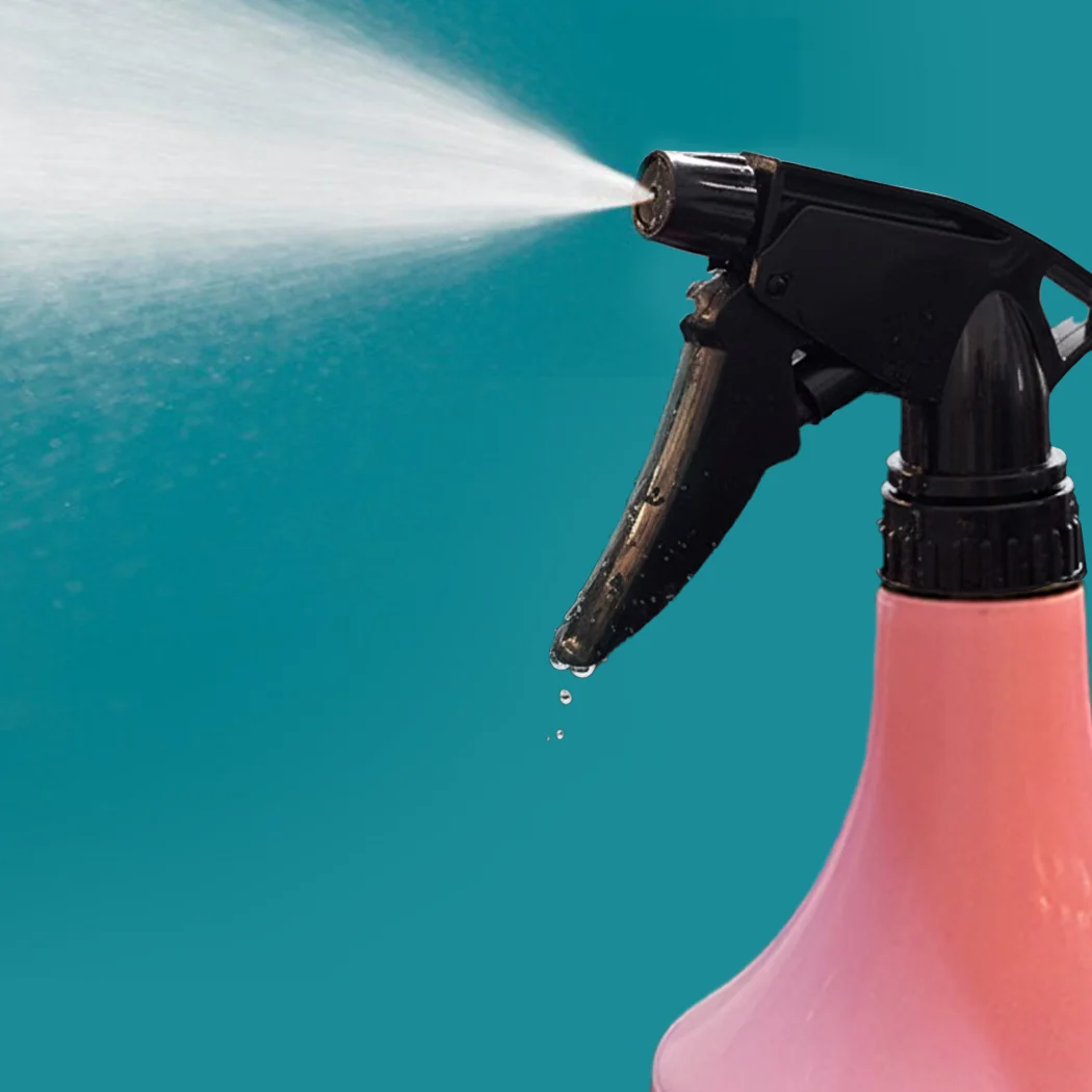 700ml Multipurpose Handheld Sprayer Bottle – Manual Type - Image 6